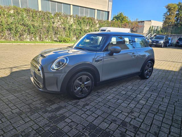 MINI Cooper SE Essential Immagine 1