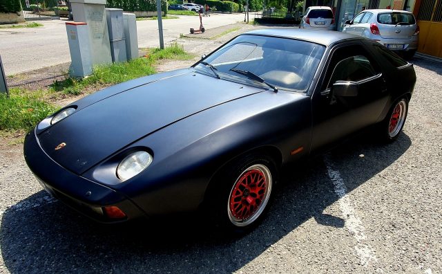 PORSCHE 928 S 4.7 300CV. ASI ..1° PREZZO ITALIA !! Immagine 2