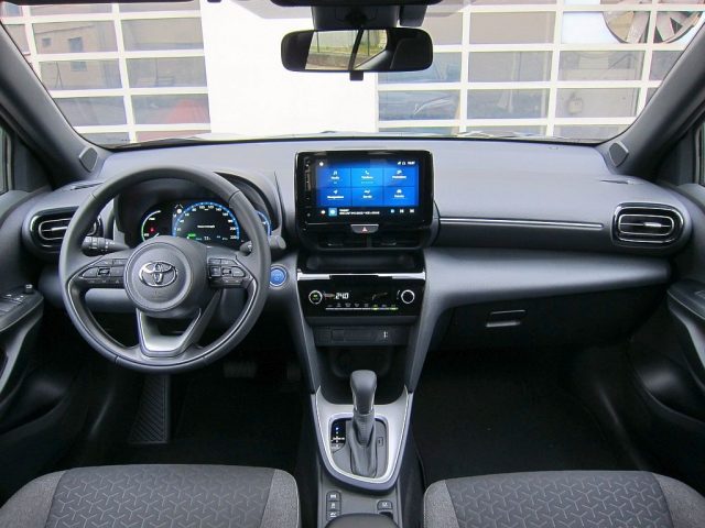 TOYOTA Yaris Cross 1.5 HYBRID 116cv ACTIVE/TREND/LOUNGE/GR SPORT MY24 Immagine 2