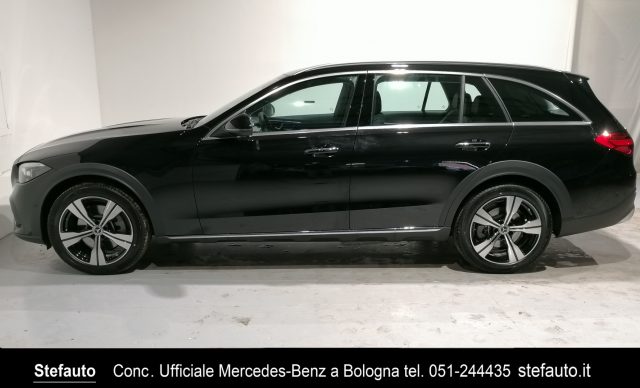 MERCEDES-BENZ C 220 d Mild hybrid 4Matic Premium All-Terrain Immagine 2