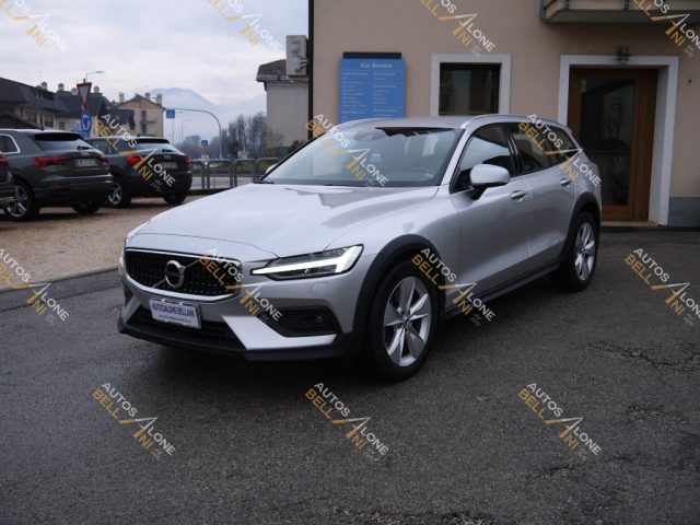 VOLVO V60 Cross Country B4 (d) AWD Geartronic Business Pro Immagine 2