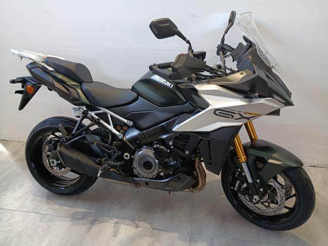 SUZUKI GSX-S1000GX SPORT Immagine 1