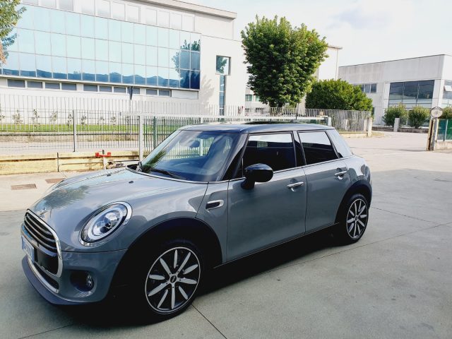 MINI Cooper 1.5 Cooper Baker Street 5 porte autom. Immagine 0