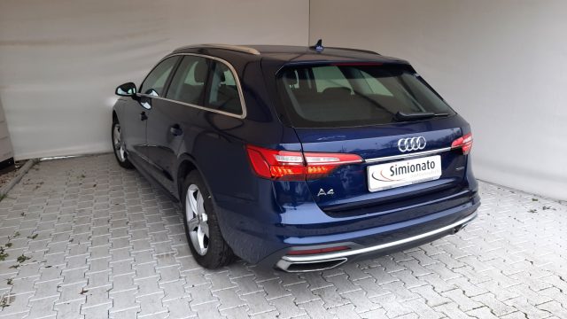 AUDI A4 Avant 40 TDI quattro S tronic Business Immagine 4