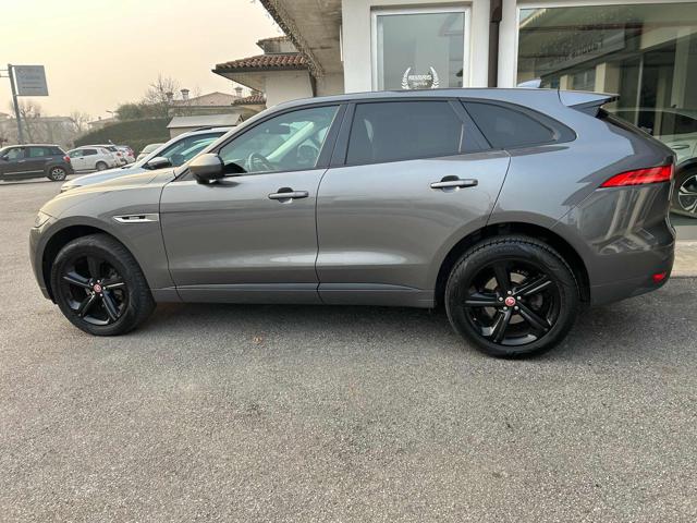 JAGUAR F-Pace 2.0 D 180 CV aut. R-Sport Immagine 1