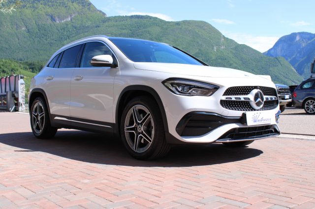 MERCEDES-BENZ GLA 250 4Matic Premium AMG TETTO-LUCI-PORTELLONE Immagine 4