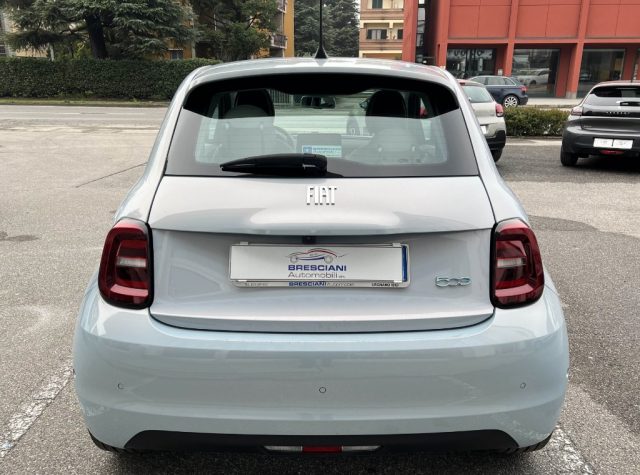 FIAT 500 La Prima Berlina 42 kWh Immagine 3