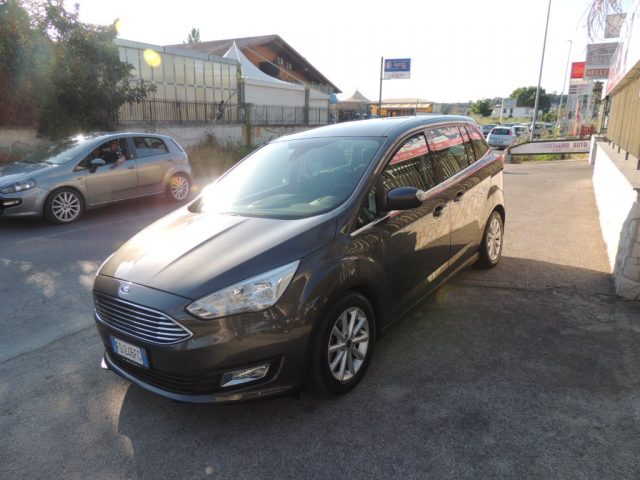 FORD C-Max 7 1.5 TDCi 120CV Start&Stop Titanium Immagine 1