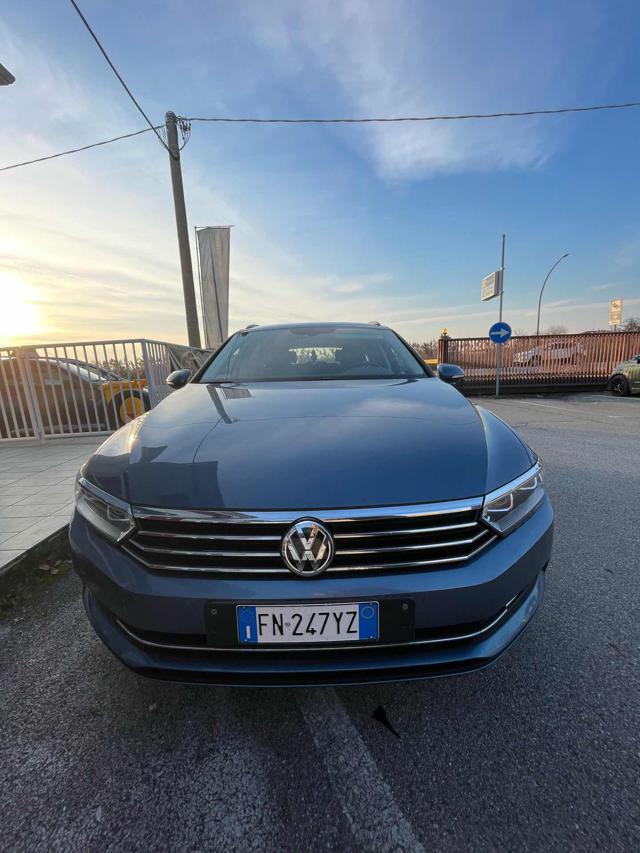 VOLKSWAGEN Passat PASSAT Variant 1.6 TDI SCR DSG Business Immagine 1