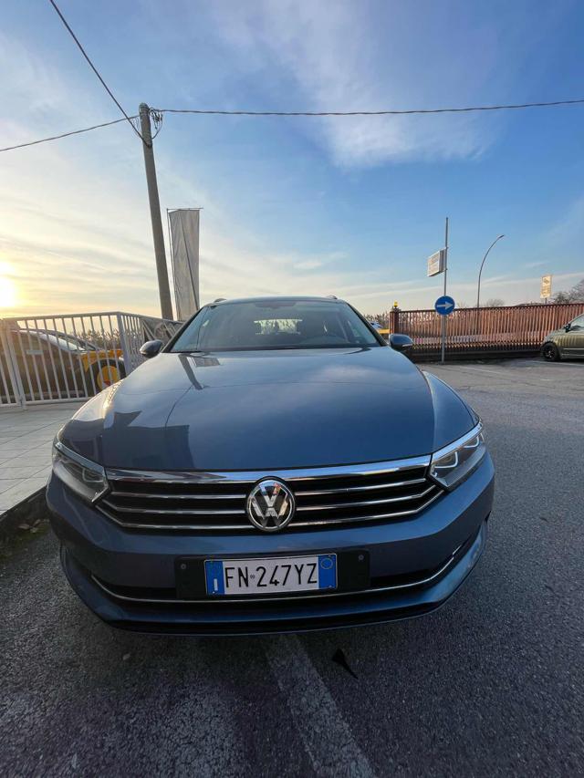 VOLKSWAGEN Passat PASSAT Variant 1.6 TDI SCR DSG Business Immagine 3