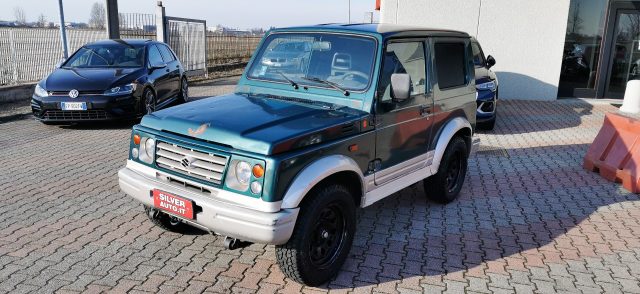 SUZUKI Samurai 1.3i cat Berlina De Luxe S Immagine 2