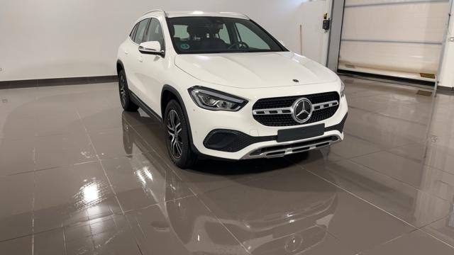 MERCEDES-BENZ GLA 200 d Automatic Sport Plus- ANCHE NERA!! Immagine 2