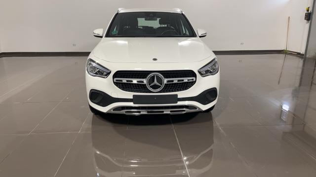 MERCEDES-BENZ GLA 200 d Automatic Sport Plus- ANCHE NERA!! Immagine 1