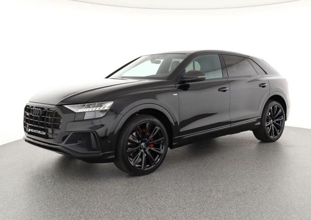 AUDI Q8 55 TFSI competizione+ S line Sport Matrix 23&quot; Immagine 0