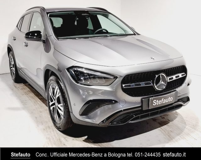 MERCEDES-BENZ GLA 180 d Automatic Progressive Advanced Plus Immagine 0