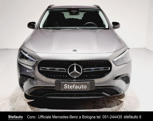 MERCEDES-BENZ GLA 180 d Automatic Progressive Advanced Plus Immagine 3