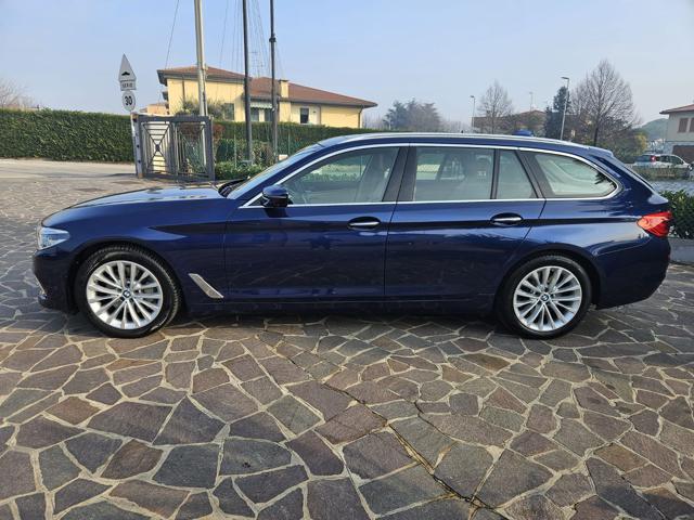 BMW 530 d xDrive Touring Luxury Immagine 1