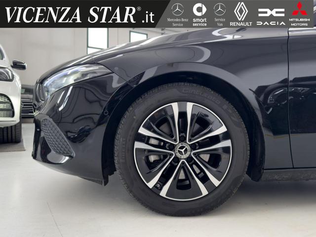 MERCEDES-BENZ A 200 d SPORT AUTOMATIC Immagine 4