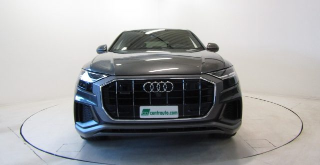 AUDI Q8 50 TDI 3.0 TDI quattro tiptronic S line mhev Immagine 1