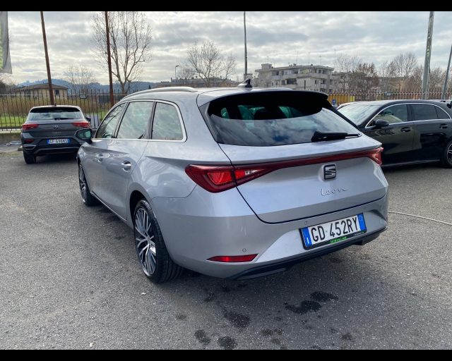 SEAT Leon Sportstourer 1.5 eTSI 150 CV DSG Xcellence Immagine 3