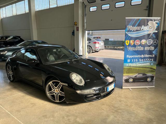 PORSCHE 911 Carrera 4 Coupé Immagine 0