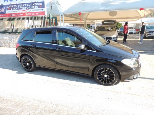 MERCEDES-BENZ B 180 CDI BlueEFFICIENCY Executive Immagine 4