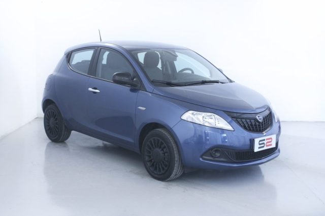 LANCIA Ypsilon 1.0 FireFly 5 porte S&S Hybrid Silver NEOPATENTATI Immagine 4