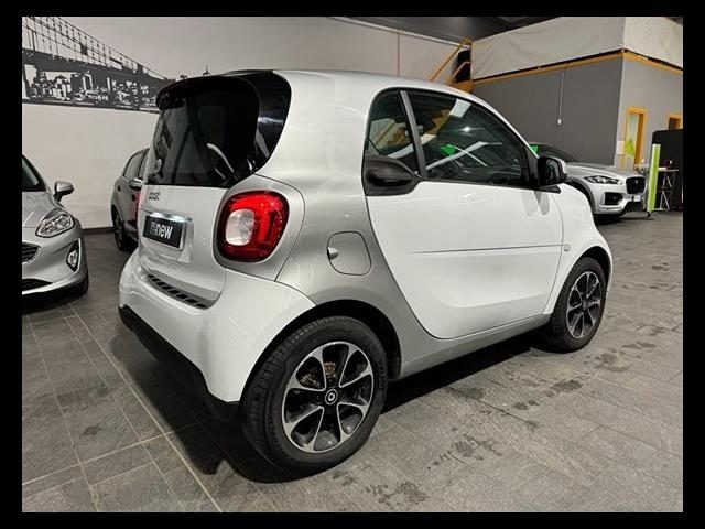 SMART ForTwo coupe 1.0 71cv Passion twinamic Immagine 3