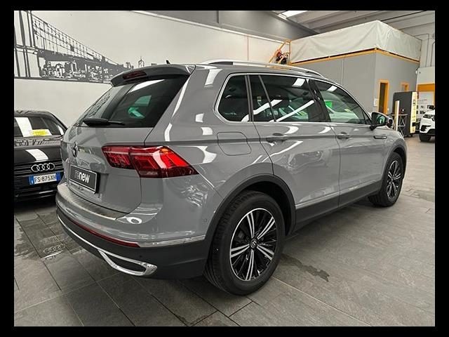 VOLKSWAGEN Tiguan 1.5 TSI ACT 150cv Elegance DSG Immagine 3