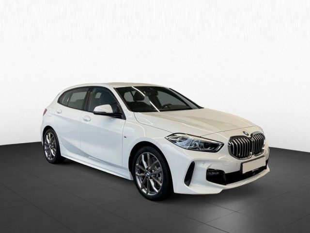 BMW 120 i 5p. Msport Immagine 1