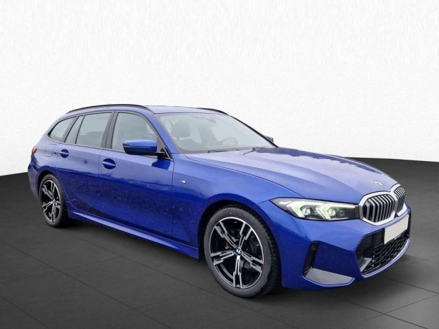 BMW 318 d 48V Touring Msport Immagine 1