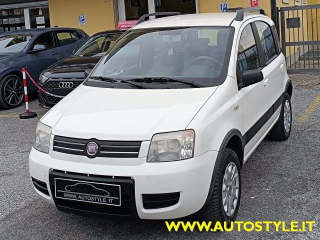 FIAT Panda 1.2 4x4 60Cv *NEOPATENTATI* Immagine 3