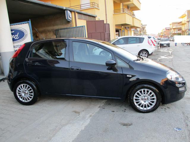 FIAT Punto 1.3 MJT II S&S 95 CV 5 porte Street Immagine 4