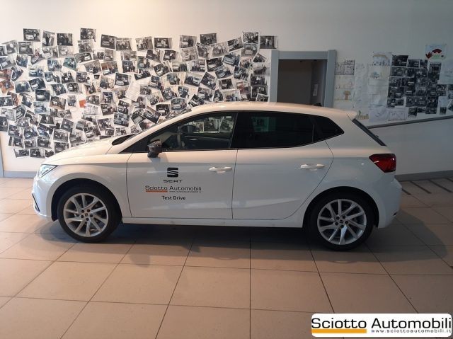 SEAT Ibiza 1.0 EcoTSI 95 CV 5 porte FR Immagine 1