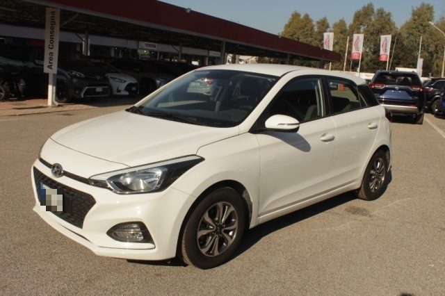 HYUNDAI i20 1.2 5 porte Connectline Immagine 1