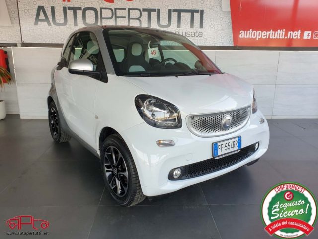 SMART ForTwo 70 1.0 twinamic Passion Immagine 0