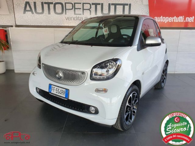 SMART ForTwo 70 1.0 twinamic Passion Immagine 1