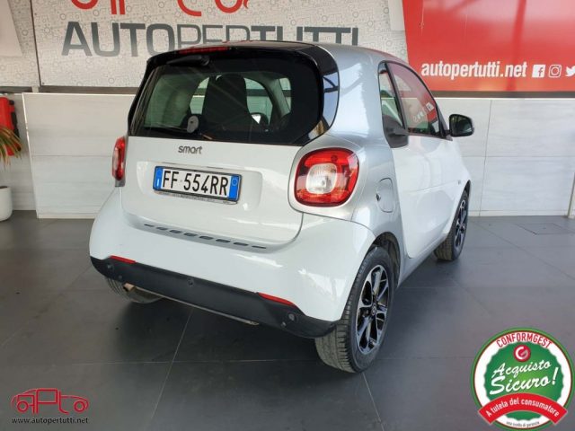 SMART ForTwo 70 1.0 twinamic Passion Immagine 2