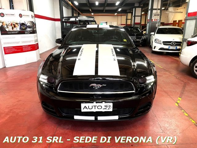 FORD Mustang V6 Premium Coupé Immagine 1