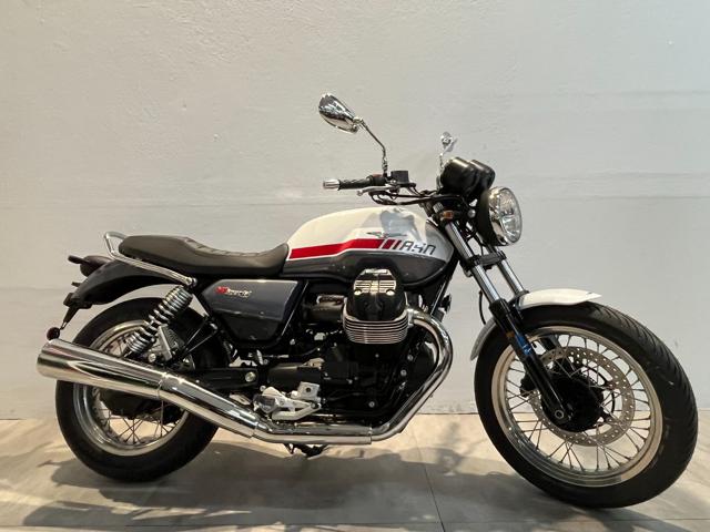 MOTO GUZZI V7 SPECIAL Immagine 1