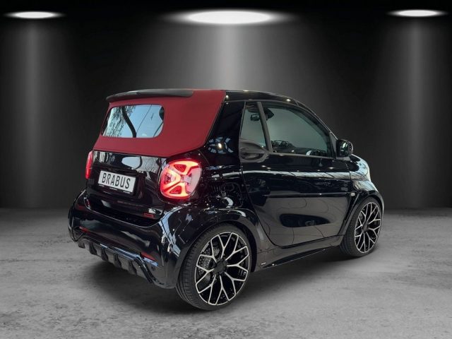 SMART ForTwo EQ cabrio Brabus Immagine 4