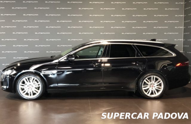 JAGUAR XF Sportbrake 2.0 D 180 CV AWD aut. Portfolio Immagine 4