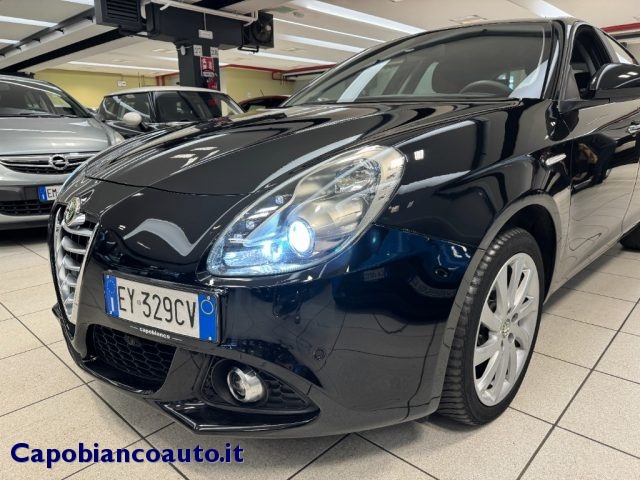 ALFA ROMEO Giulietta 1.6 JTDm-2 105 CV Distinctive+BIXENO+NAVI Immagine 1