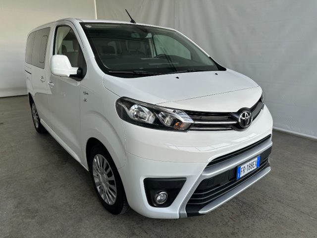 TOYOTA Proace Verso 1.6D L0 D Lounge 5 POSTI Immagine 1