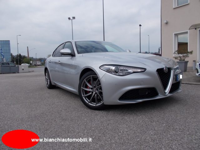 ALFA ROMEO Giulia 2.2 Turbodiesel 160 CV AT8 Rosso edizione Immagine 0