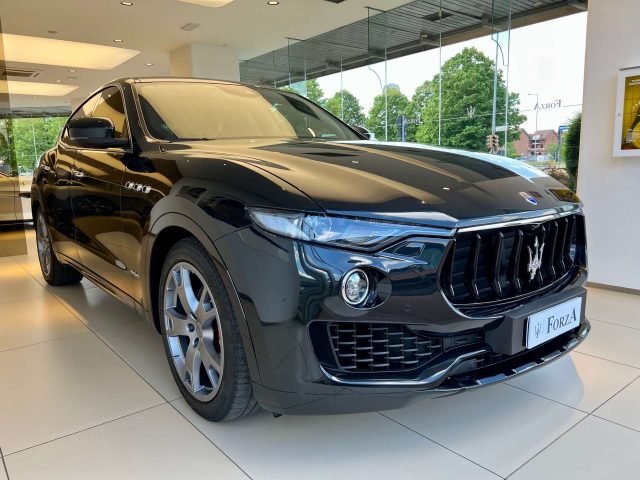 MASERATI Levante 3.0 V6 GranSport 250cv Immagine 2