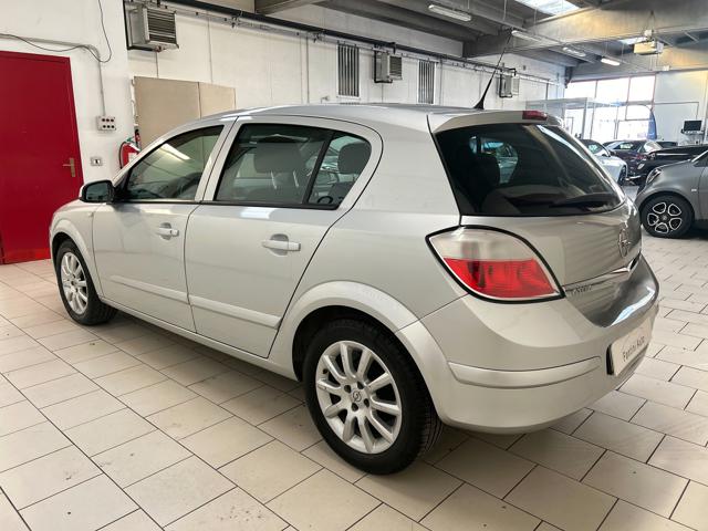 OPEL Astra 1.6 77KW 5 porte GARANZIA 12 M Immagine 3