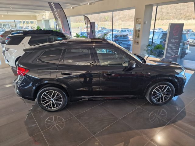 BMW X1 sDrive18d Msport Tetto Panoramico HUD H&K Full LED Immagine 3