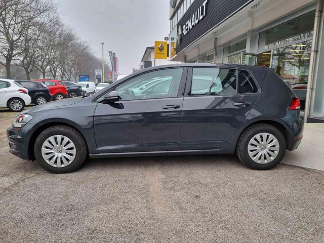 VOLKSWAGEN Golf 1.0 TSI 110 CV 5p. Trendline BlueMotion Immagine 3