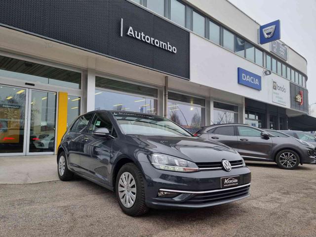 VOLKSWAGEN Golf 1.0 TSI 110 CV 5p. Trendline BlueMotion Immagine 0